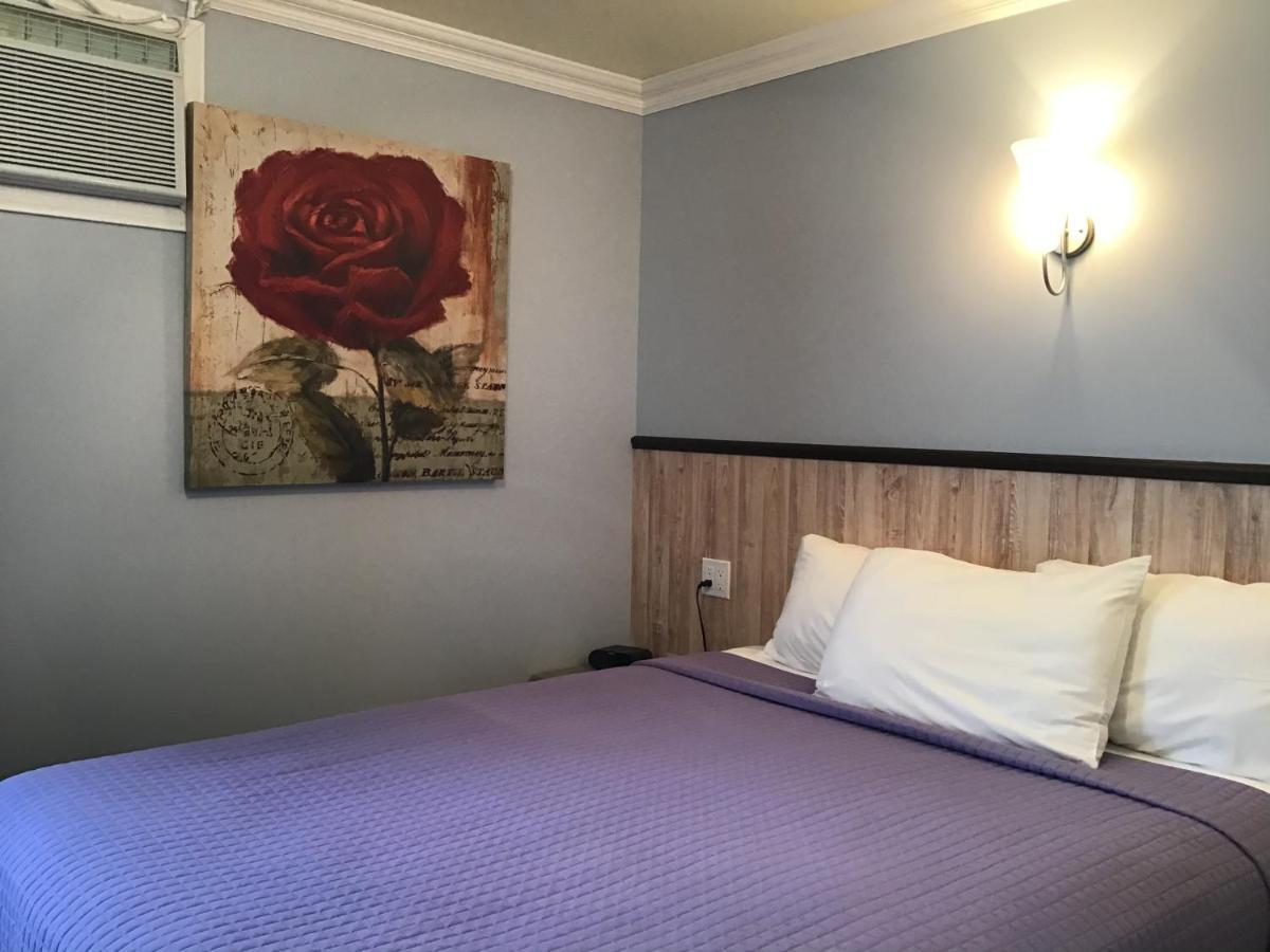 Petit Amara Hotel